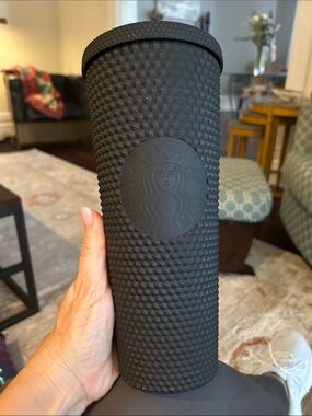 Starbucks 24 oz Matte Black Studded Tumbler missing straw